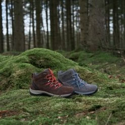 Travelin' Nyborg - Hoge Dames Wandelschoenen - Waterdicht En Ademend - Bruin Leer - Maat 42 -Dames-schoenen Verkoop 550x366