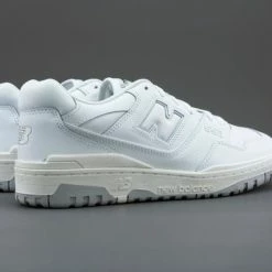 New Balance 550 White Grey BB550PB1 Maat 38 WIT 6 New Balance 550 White Grey BB550PB1 Maat 38 WIT -Dames-schoenen Verkoop 550x366 70