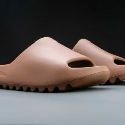 Adidas Yeezy Slide Flax FZ5896 Maat 44 1/2 Kleur Als Op Foto 5 Adidas Yeezy Slide Flax FZ5896 Maat 44 1/2 Kleur Als Op Foto -Dames-schoenen Verkoop 550x366 87