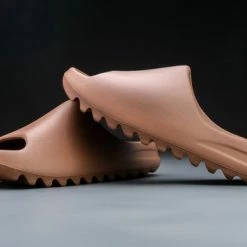 Adidas Yeezy Slide Flax FZ5896 Maat 44 1/2 Kleur Als Op Foto 9 Adidas Yeezy Slide Flax FZ5896 Maat 44 1/2 Kleur Als Op Foto -Dames-schoenen Verkoop 550x366 91