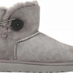 UGG - Dames Snowboots Mini Bailey Buttons II Grey - Grijs - Maat 38 -Dames-schoenen Verkoop 550x377 7