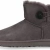 UGG - Dames Snowboots Mini Bailey Buttons II Grey - Grijs - Maat 38 -Dames-schoenen Verkoop 550x379 8
