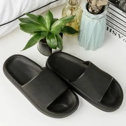 Geweo - Badslippers - EVA Slippers Heren Dames - Pillow Slides - Kerstmis - Kerstfeest - Christmas Gift - Unisex - Verdikte - Antislip - Lichtgewicht - Zwart - Maat 36/37 -Dames-schoenen Verkoop 550x550 272